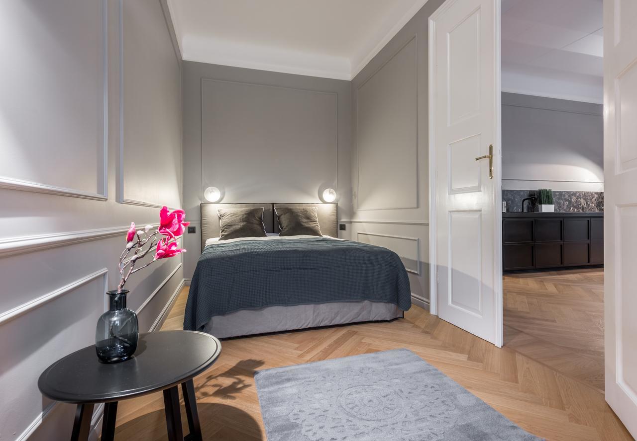 Apartments Rog Ljubljana Bagian luar foto