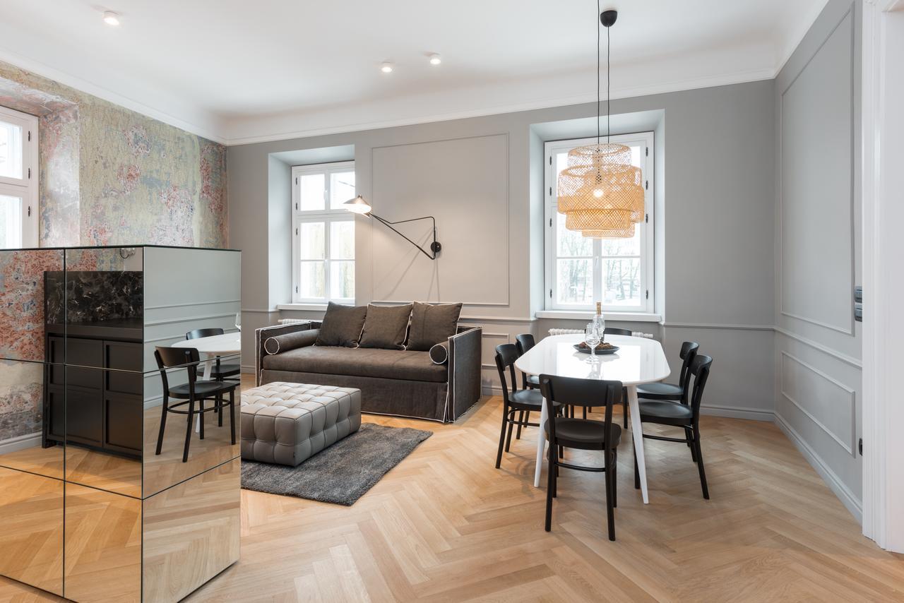 Apartments Rog Ljubljana Bagian luar foto