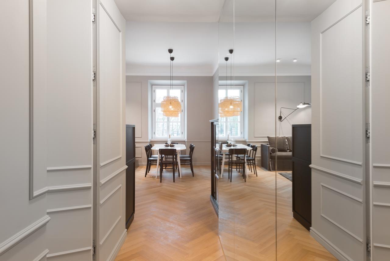 Apartments Rog Ljubljana Bagian luar foto