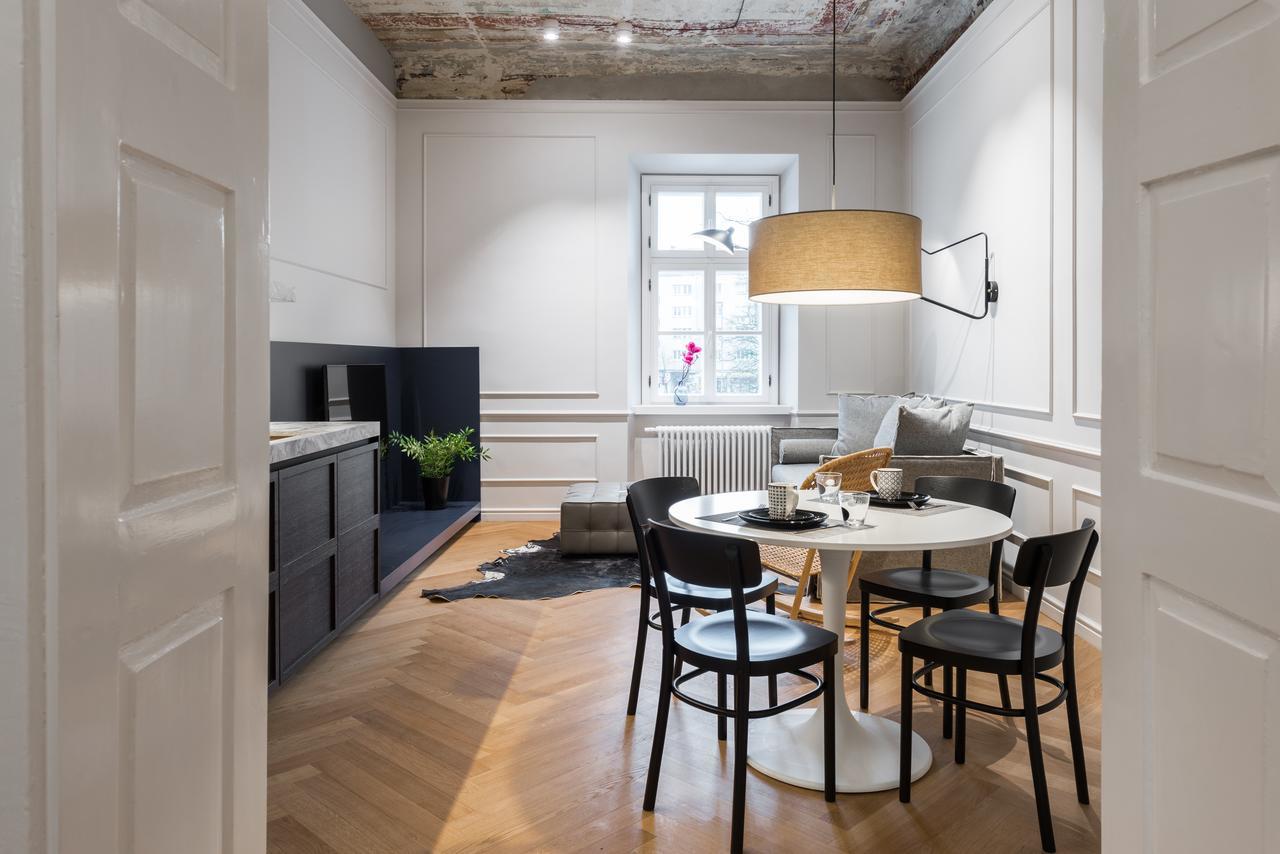 Apartments Rog Ljubljana Bagian luar foto