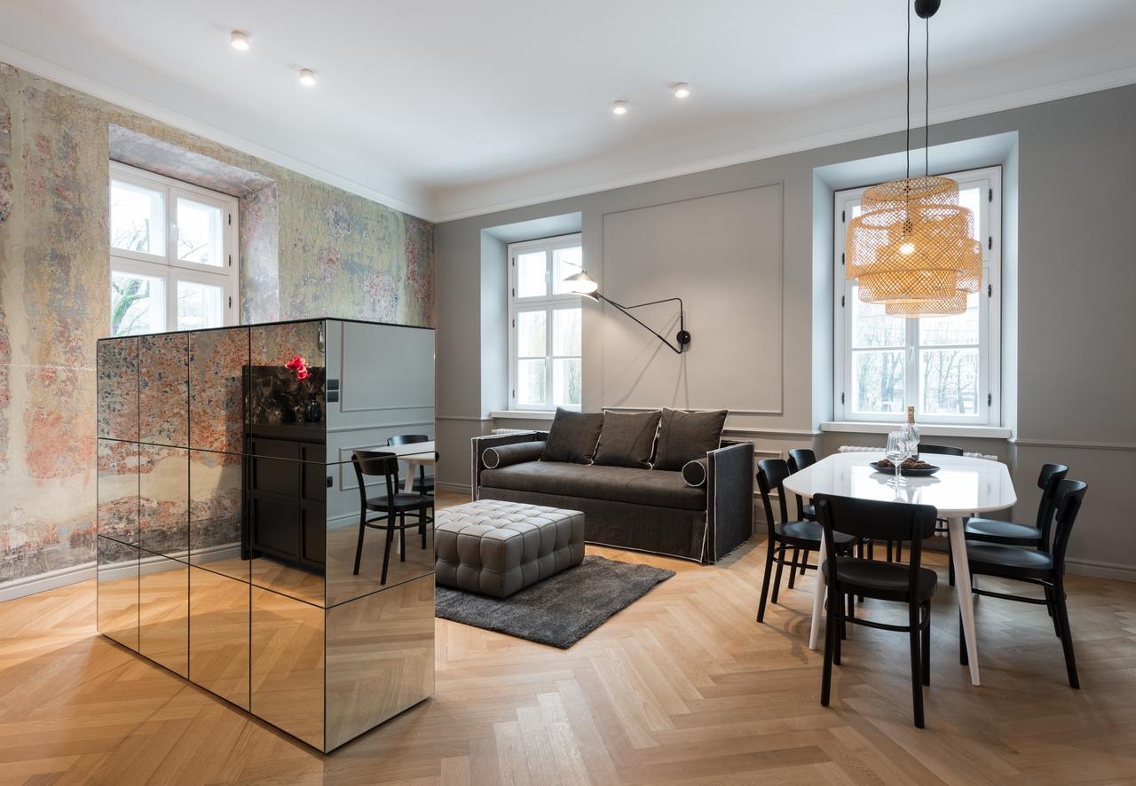 Apartments Rog Ljubljana Bagian luar foto