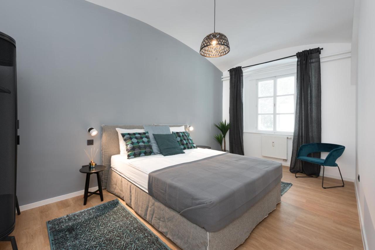 Apartments Rog Ljubljana Bagian luar foto